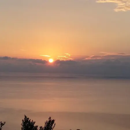Analipsi Sea View בית נופש Pouríon